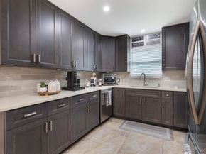128 Barcelona Drive, Royal Palm Beach FL 33411