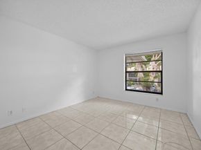 9905 Pineapple Tree Drive 210, Boynton Beach FL 33436