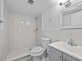 9905 Pineapple Tree Drive 210, Boynton Beach FL 33436