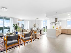 17111 Biscayne Boulevard 902, North Miami Beach FL 33160