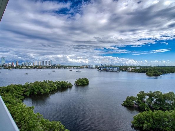 17111 Biscayne Boulevard 902, North Miami Beach FL 33160