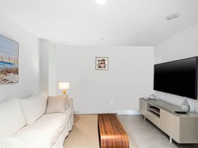 17111 Biscayne Boulevard 902, North Miami Beach FL 33160