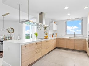 17111 Biscayne Boulevard 902, North Miami Beach FL 33160