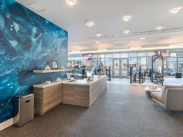 17111 Biscayne Boulevard 902, North Miami Beach FL 33160