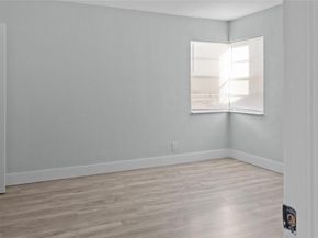 20 NW 56th St, Fort Lauderdale FL 33309