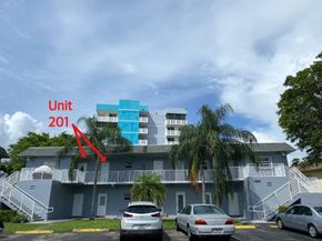 1100 Tallwood Avenue 201, Hollywood FL 33021