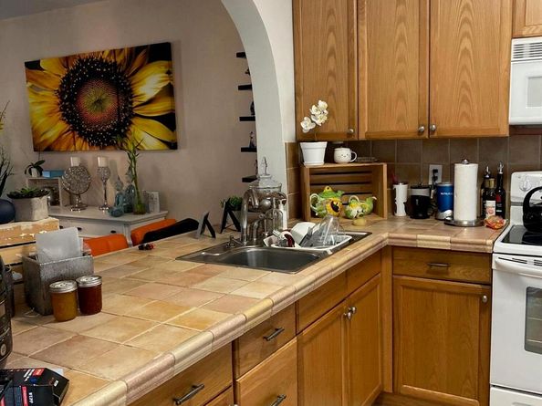 1100 Tallwood Avenue 201, Hollywood FL 33021