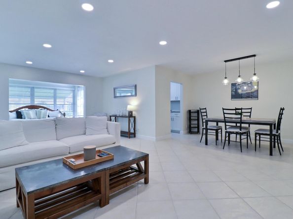 1330 High Point Place N C, Delray Beach FL 33445