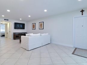 1330 High Point Place N C, Delray Beach FL 33445