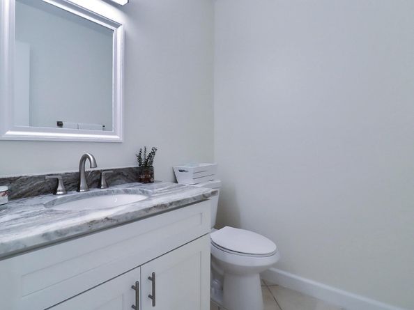 1330 High Point Place N C, Delray Beach FL 33445