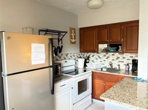 120 NE 20th Ave 2, Deerfield Beach FL 33441