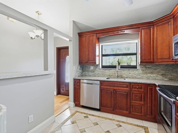 8001 NW 61 Street, Tamarac FL 33321