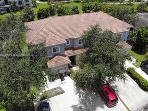 8706 NW 38th Drive, Coral Springs FL 33065