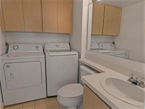 1923 Stratford Way, West Palm Beach FL 33409