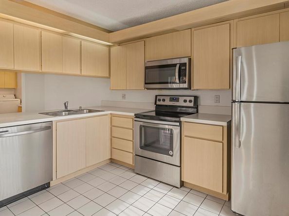 1923 Stratford Way, West Palm Beach FL 33409