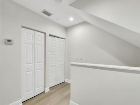 1033 NE 17th Way 602, Fort Lauderdale FL 33304