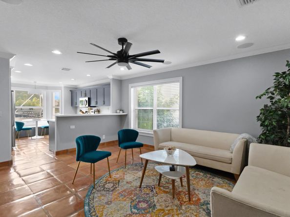 6220 Barton Creek Circle, Lake Worth FL 33463