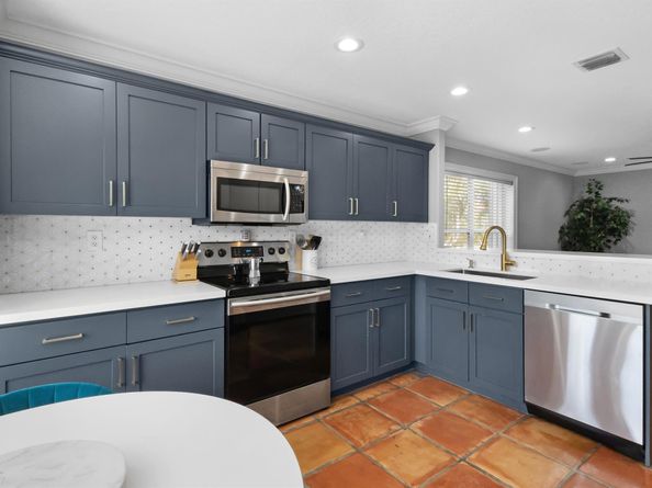 6220 Barton Creek Circle, Lake Worth FL 33463