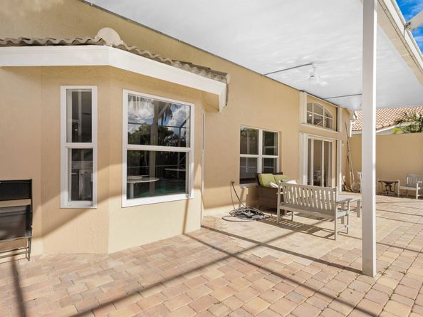 6220 Barton Creek Circle, Lake Worth FL 33463