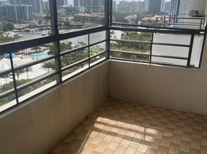 600 Three Islands Blvd 1015, Hallandale Beach FL 33009