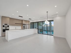 1527 NE 15th Ave, Fort Lauderdale FL 33304