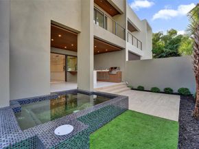 1527 NE 15th Ave, Fort Lauderdale FL 33304