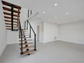 1527 NE 15th Ave, Fort Lauderdale FL 33304