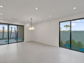 1527 NE 15th Ave, Fort Lauderdale FL 33304