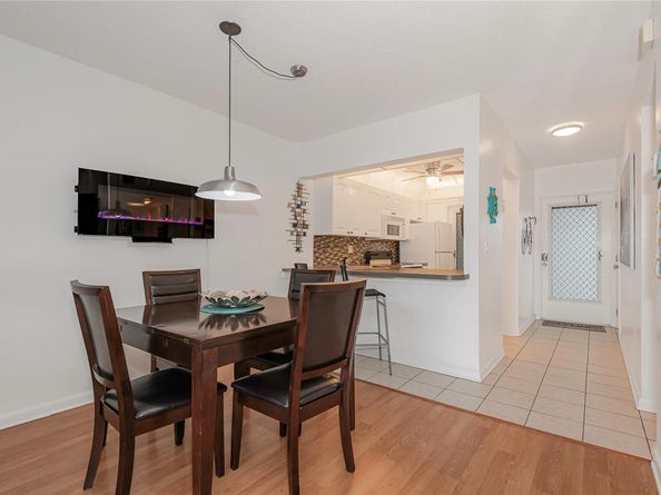 470 Paradise Isle Blvd 204, Hallandale Beach FL 33009