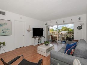 470 Paradise Isle Blvd 204, Hallandale Beach FL 33009