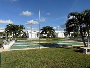 300 SW Golfview Terrace 152, Boynton Beach FL 33426