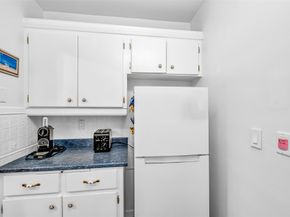 6263 NE 19th Ave 1030, Fort Lauderdale FL 33308