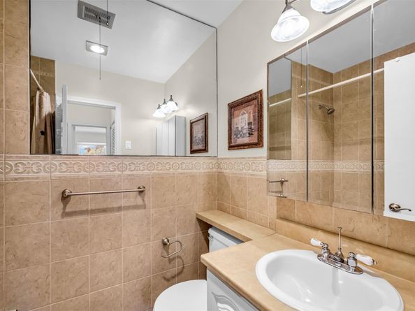 6263 NE 19th Ave 1030, Fort Lauderdale FL 33308