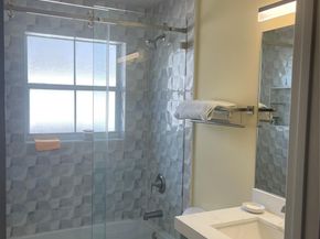 139 NW 72nd Ave, Plantation FL 33317