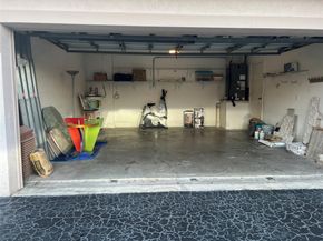 139 NW 72nd Ave, Plantation FL 33317