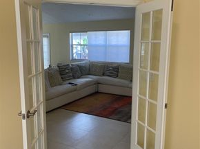 139 NW 72nd Ave, Plantation FL 33317