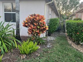 139 NW 72nd Ave, Plantation FL 33317