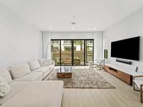 317 NE 15th Ave 317, Fort Lauderdale FL 33304