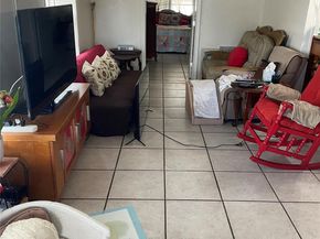 8620 SW 22nd St, Davie FL 33324