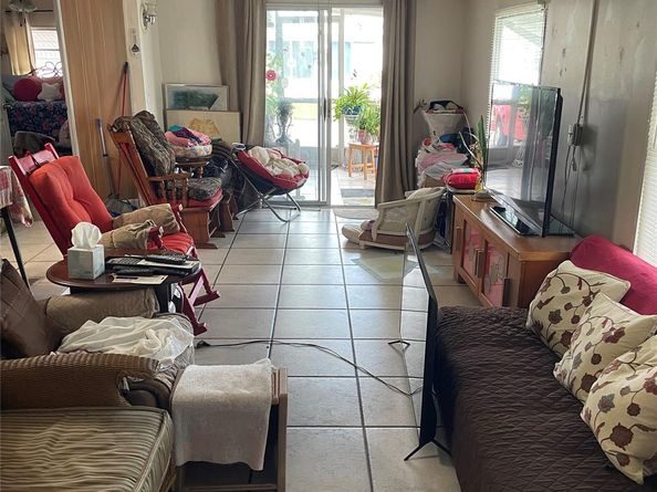 8620 SW 22nd St, Davie FL 33324