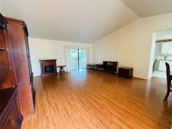 7013 NW 107th Ave, Tamarac FL 33321