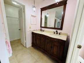 7013 NW 107th Ave, Tamarac FL 33321