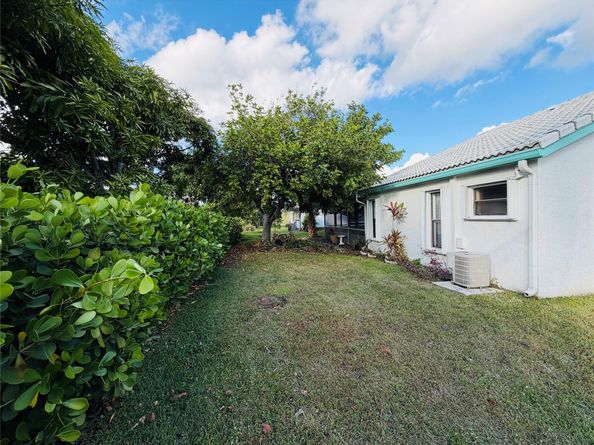 7013 NW 107th Ave, Tamarac FL 33321