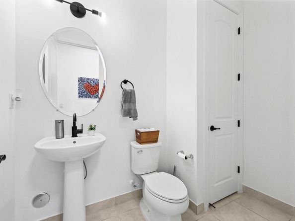 8560 NW 39 Court, Coral Springs FL 33065