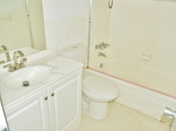 4770 NW 10th Ct 312, Plantation FL 33313