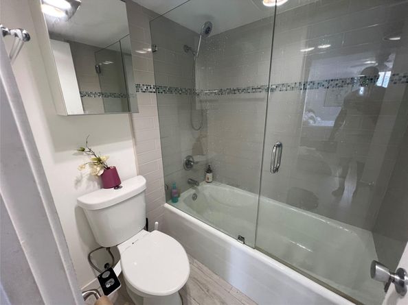 3731 N Country Club Dr 529, Aventura FL 33180