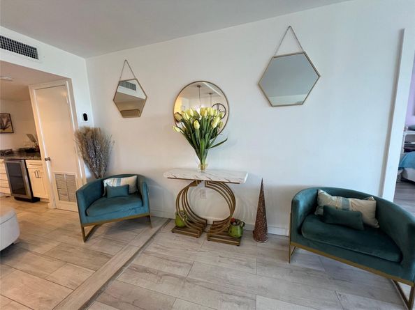 3731 N Country Club Dr 529, Aventura FL 33180