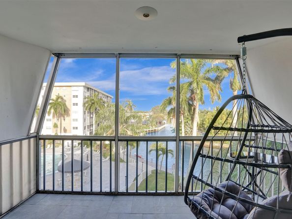 3000 NE 16th Ave D406, Oakland Park FL 33334
