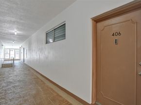 3000 NE 16th Ave D406, Oakland Park FL 33334