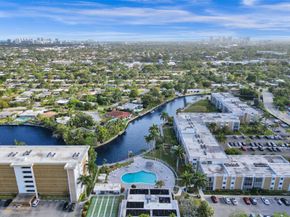 3000 NE 16th Ave D406, Oakland Park FL 33334